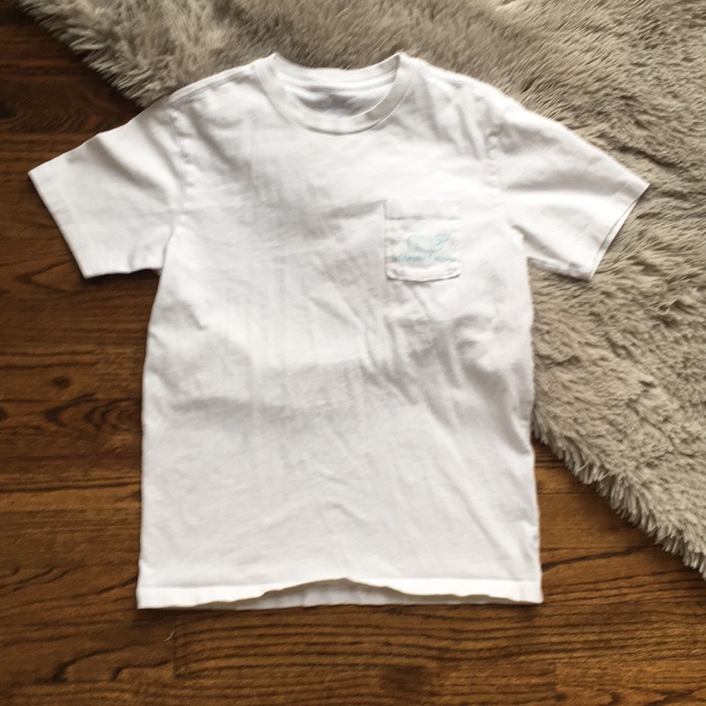 Vineyard Vines white short sleeve